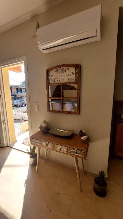 Alex Apartment Πέραμα Εξωτερικό φωτογραφία